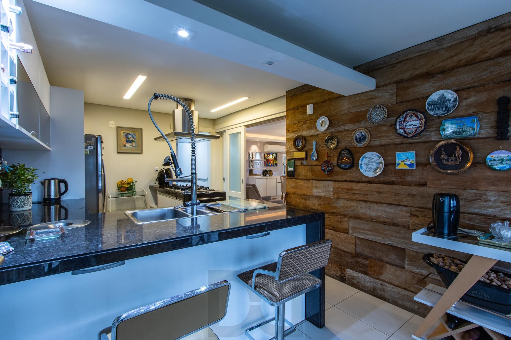 EXCELENTE APARTAMENTO COM VISTA LIVRE PARA O GUAÍBA!! — foto 17