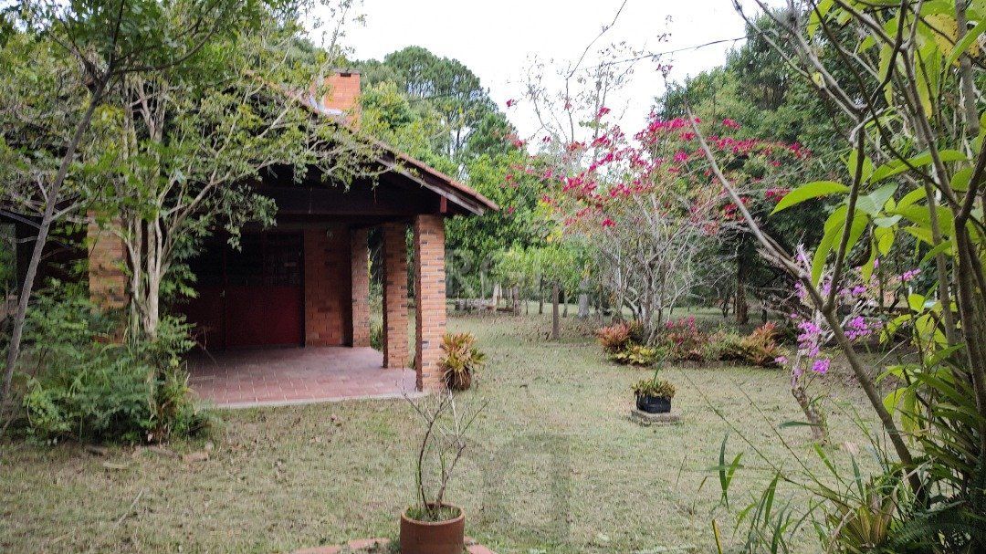 Sito à venda no Lami, com casa com quartos, 1 banheiro e piscina — foto 3