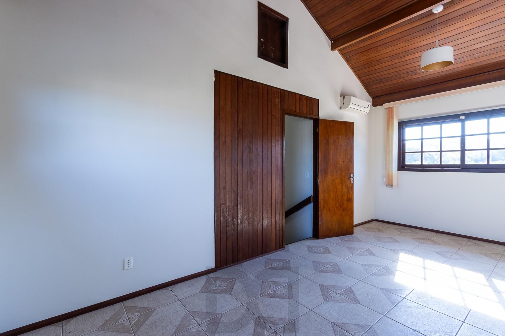 Casa 3 dorm. I suíte I Vaga 2 carros — foto 46