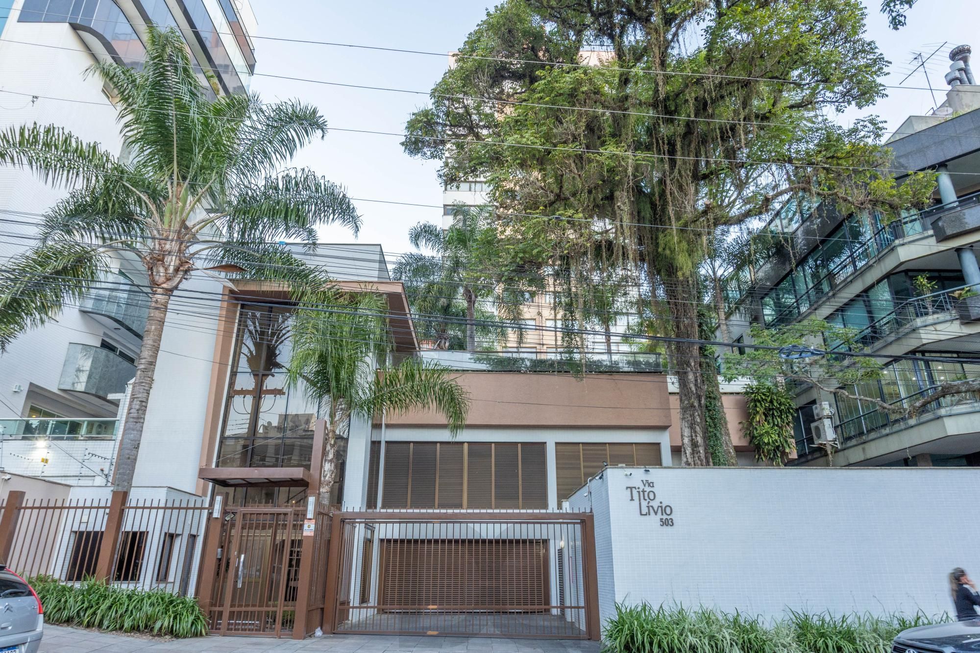 Apartamento para alugar em Mont 'Serrat com 6 quartos, 6 vagas e ótima localização — foto 68