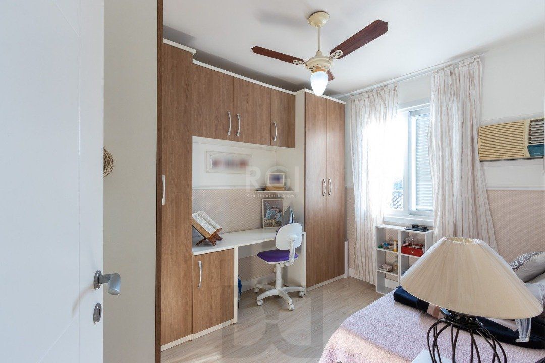 Casa Condominio para Venda - 240m², 4 dormitórios, sendo 1 suites, 2 vagas - Ipanema — foto 29