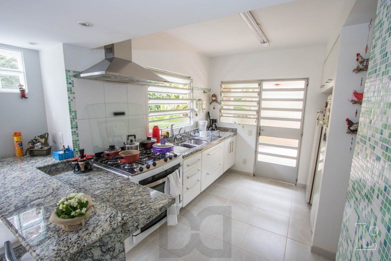 Casa para Venda - 416.89m², 4 dormitórios, sendo 1 suites, 5 vagas - Tristeza — foto 15