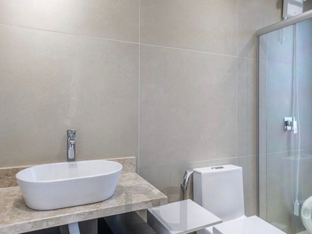 Casa com piscina aquecida, no Condominio Pateo Verde, com 3 suites, e pátio. — foto 14