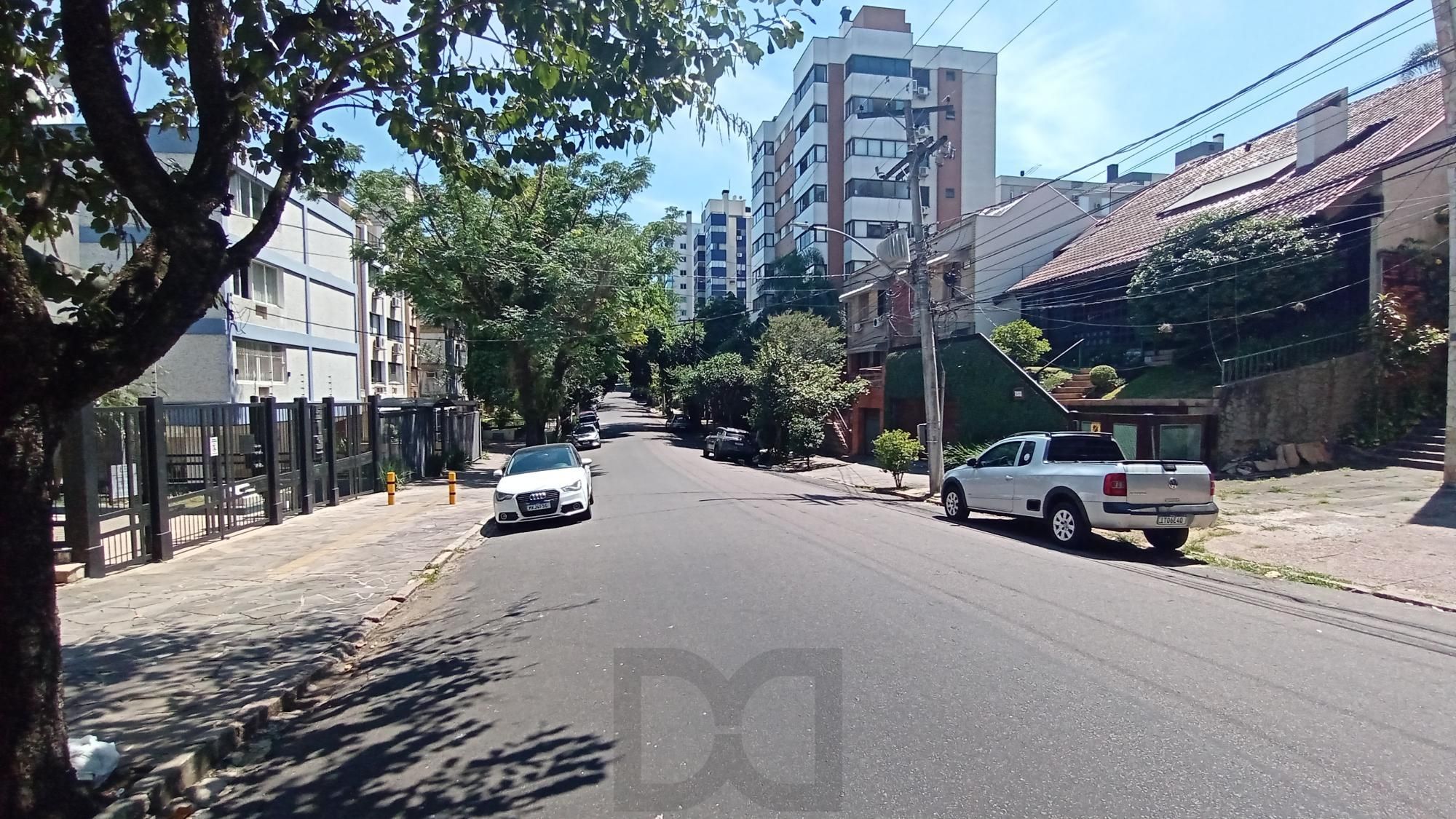 Cobertura com 2 dormitórios no bairro Petrópolis — foto 40