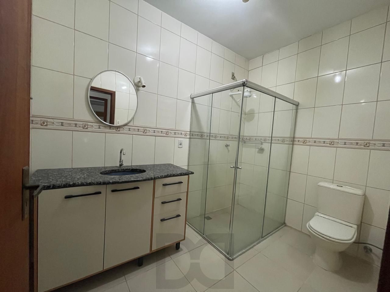 Terreno amplo com 690m², com duas casas construídas para moradia ou investyirdores!! — foto 16