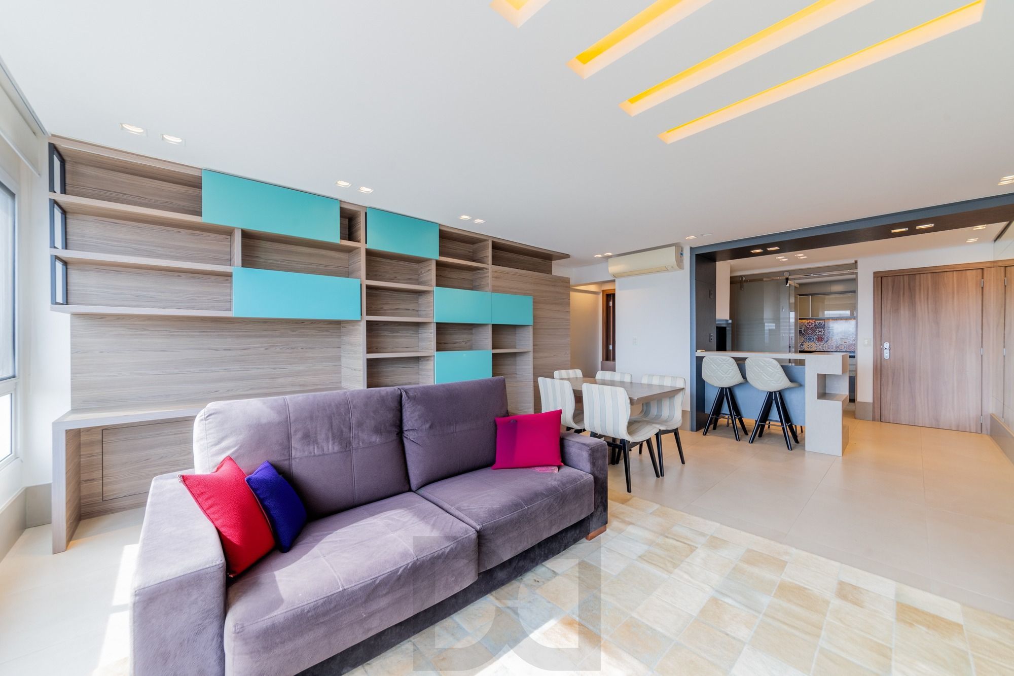 Apartamento semimobiliado, com 94m privativos, 2 suites e 3 vagas de garagem — foto 3