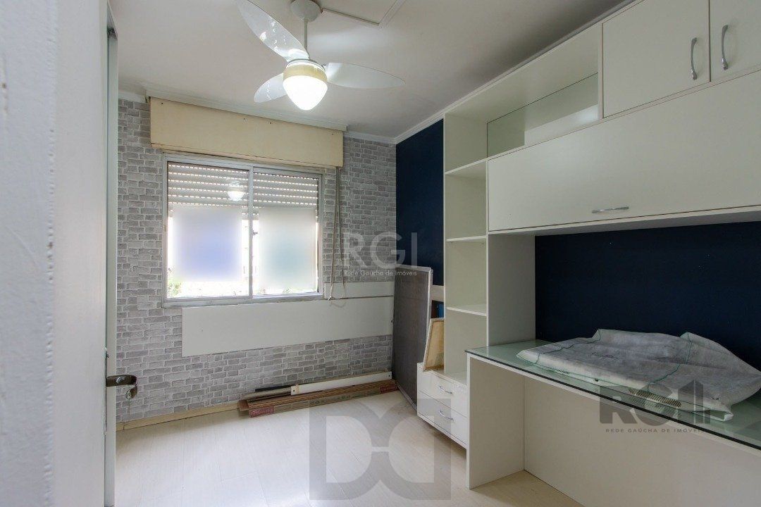 Apartamento de 02 dormitórios com móveis e roupeiros planejados — foto 13