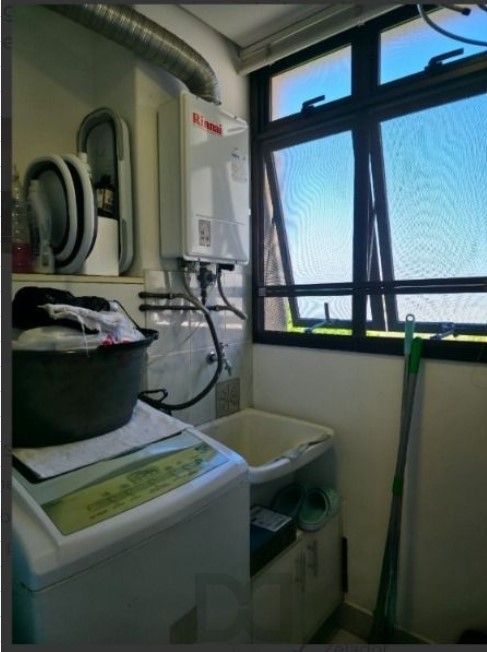 Apartamento  com 2 dormitórios, lavabo, banho social e churrasqueira integrada. — foto 13