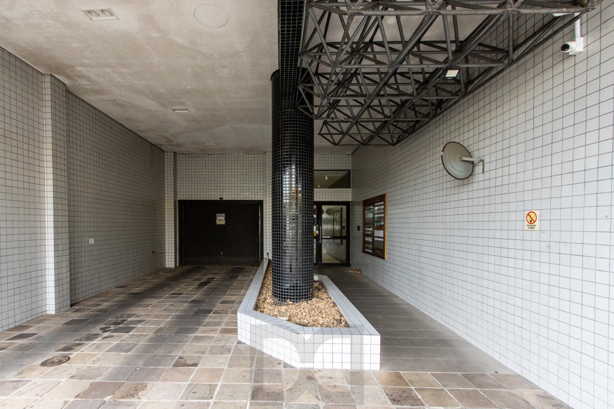 Sala comercial à venda no bairro Menino Deus – Edifício Comendador Luigi Gerace — foto 16