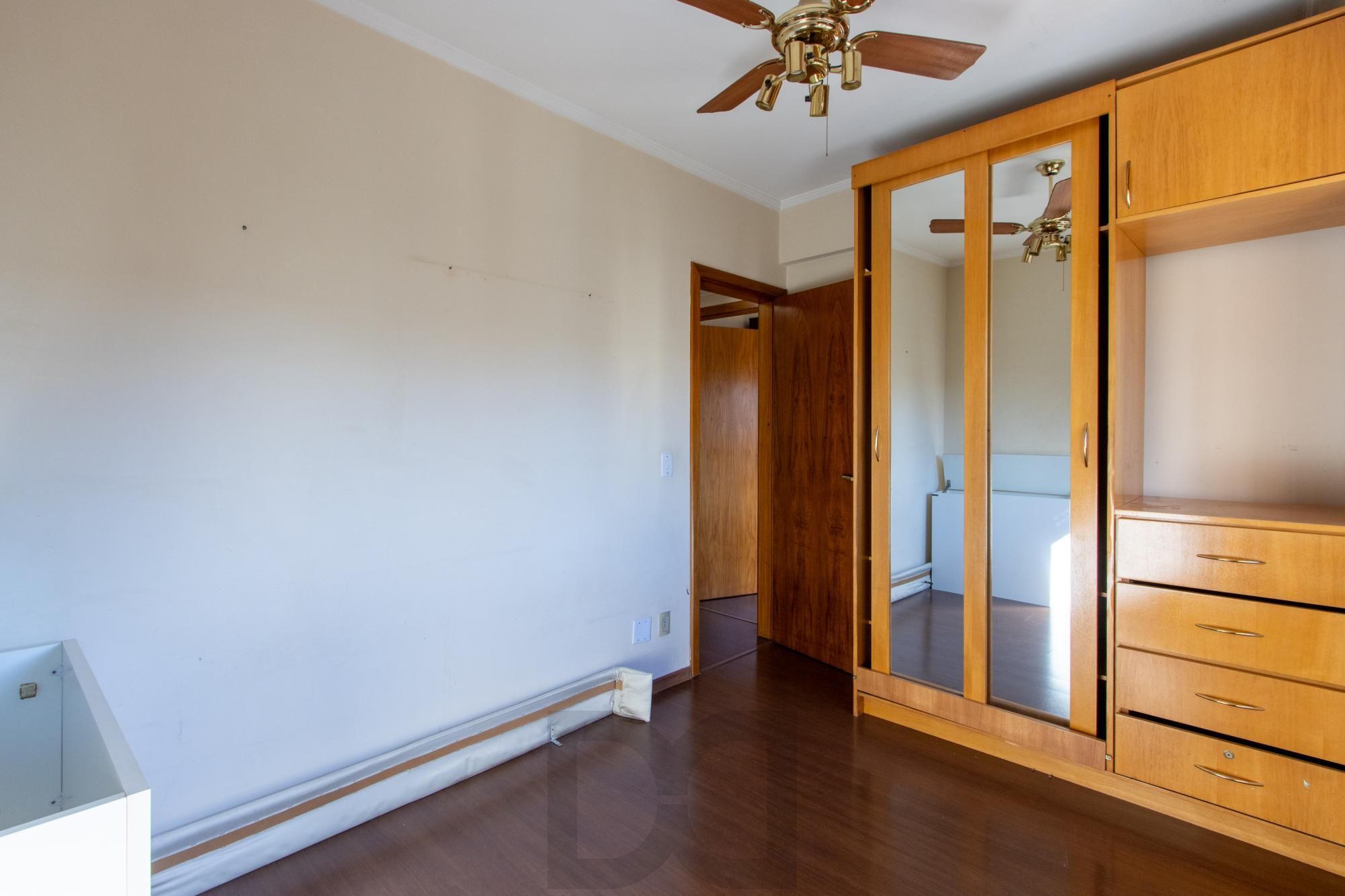 Apartamento Semimobiliado à Venda em Passo da Areia, Porto Alegre, RS — foto 25