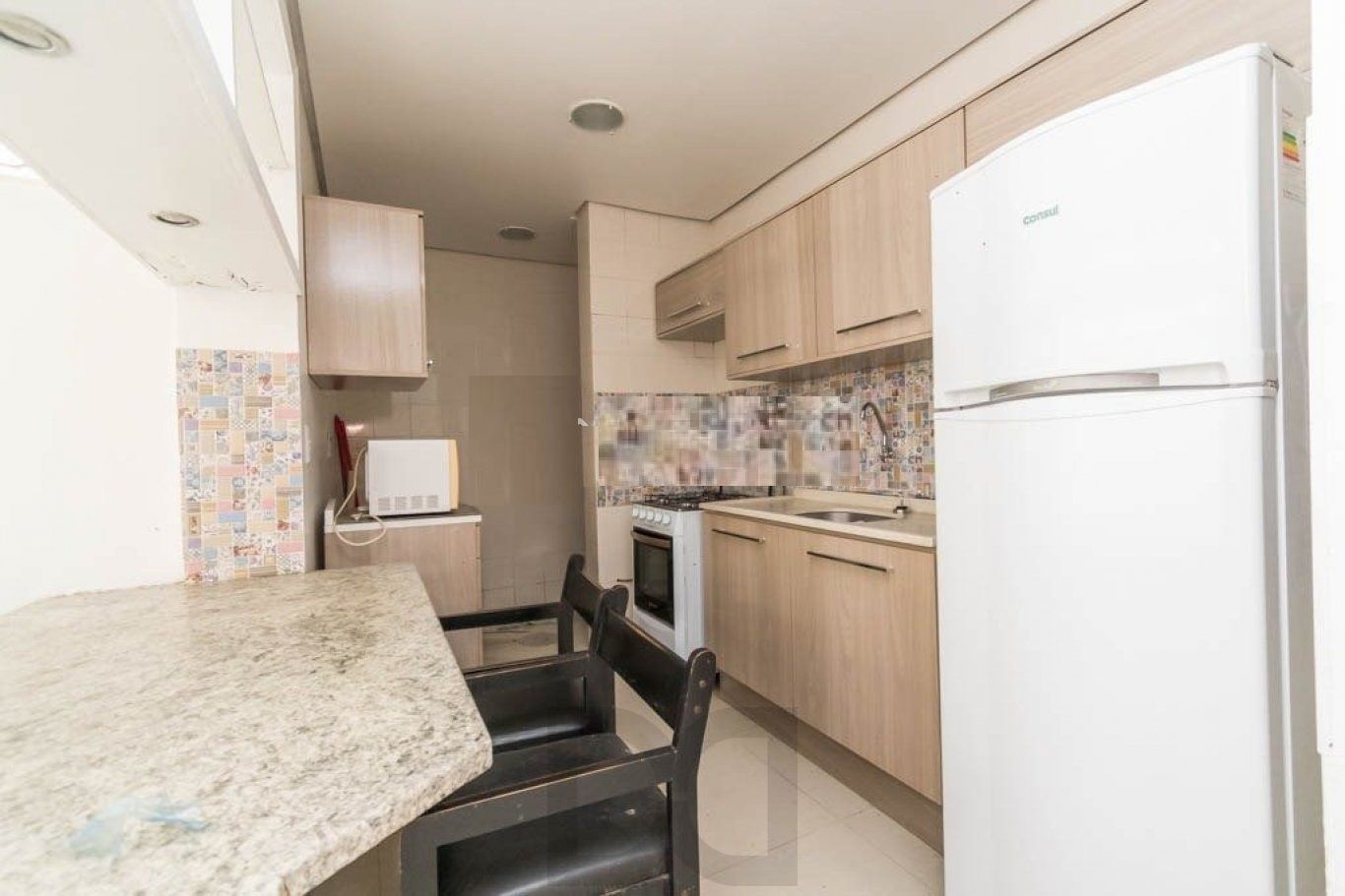 Apartamento de 1 dormitório, com um pequeno pátio no bairro Centro Histórico. — foto 5