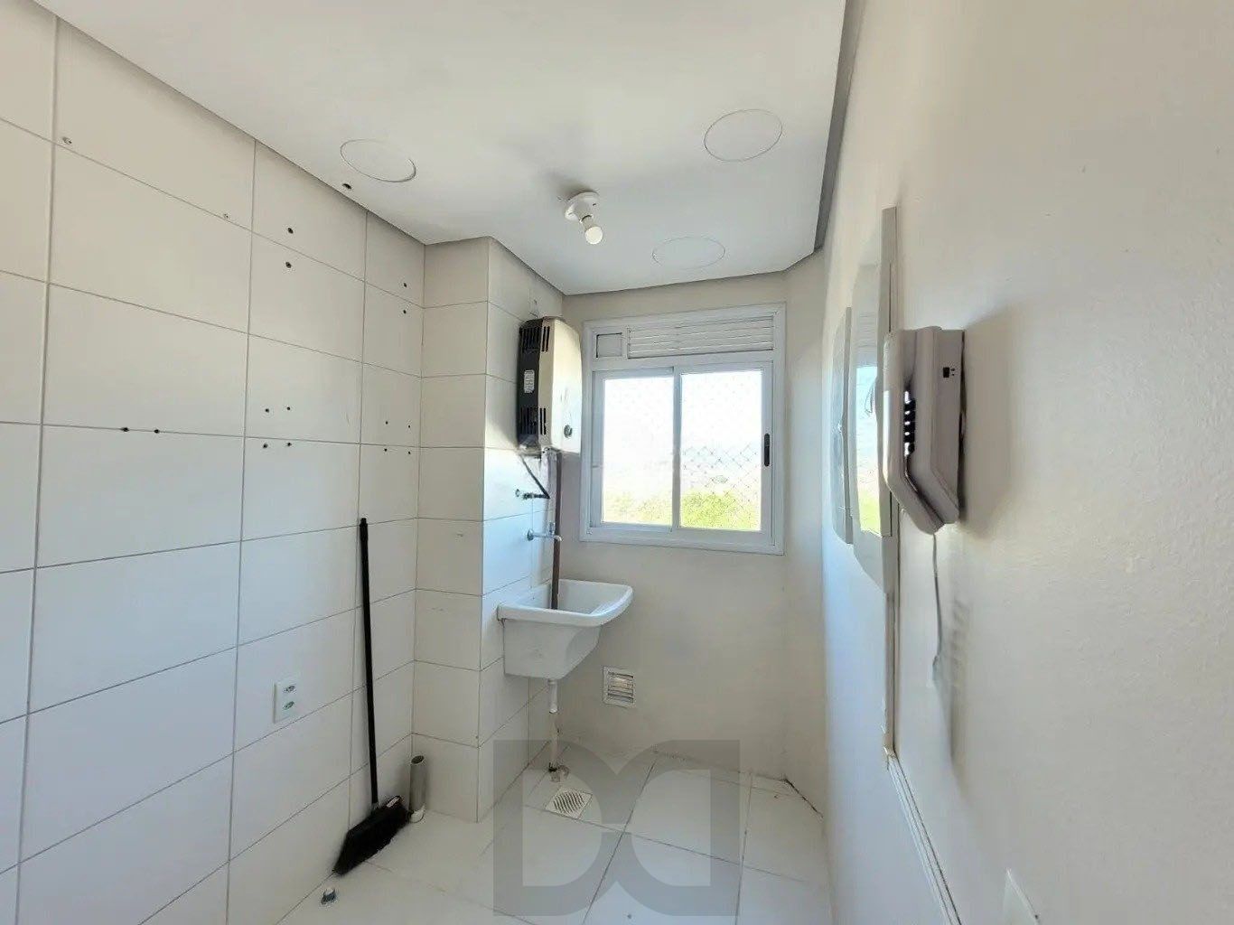 Apartamento com 3 dormitórios com 71m², vaga dupla no bairro Medianeira — foto 6