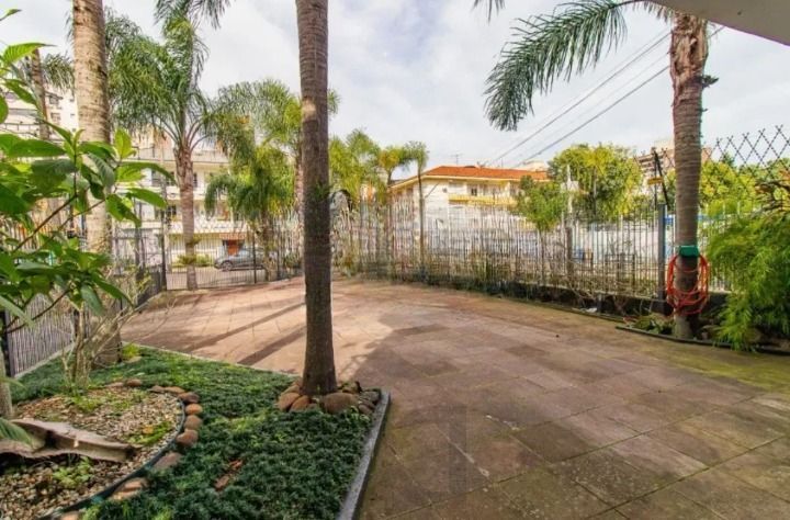 Excelente oportunidade para empresas e investidores! Prédio comercial moderno, amplo e muito bem localizado no bairro Menino Deus, oferecendo estrutura completa para diferentes tipos de negócios. — foto 44