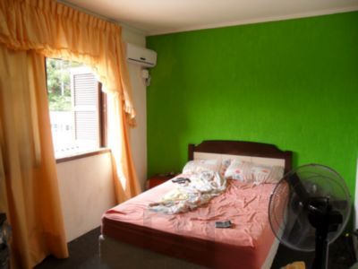 Casa para Venda - 270m², 5 dormitórios, sendo 1 suites, Guarujá — foto 6