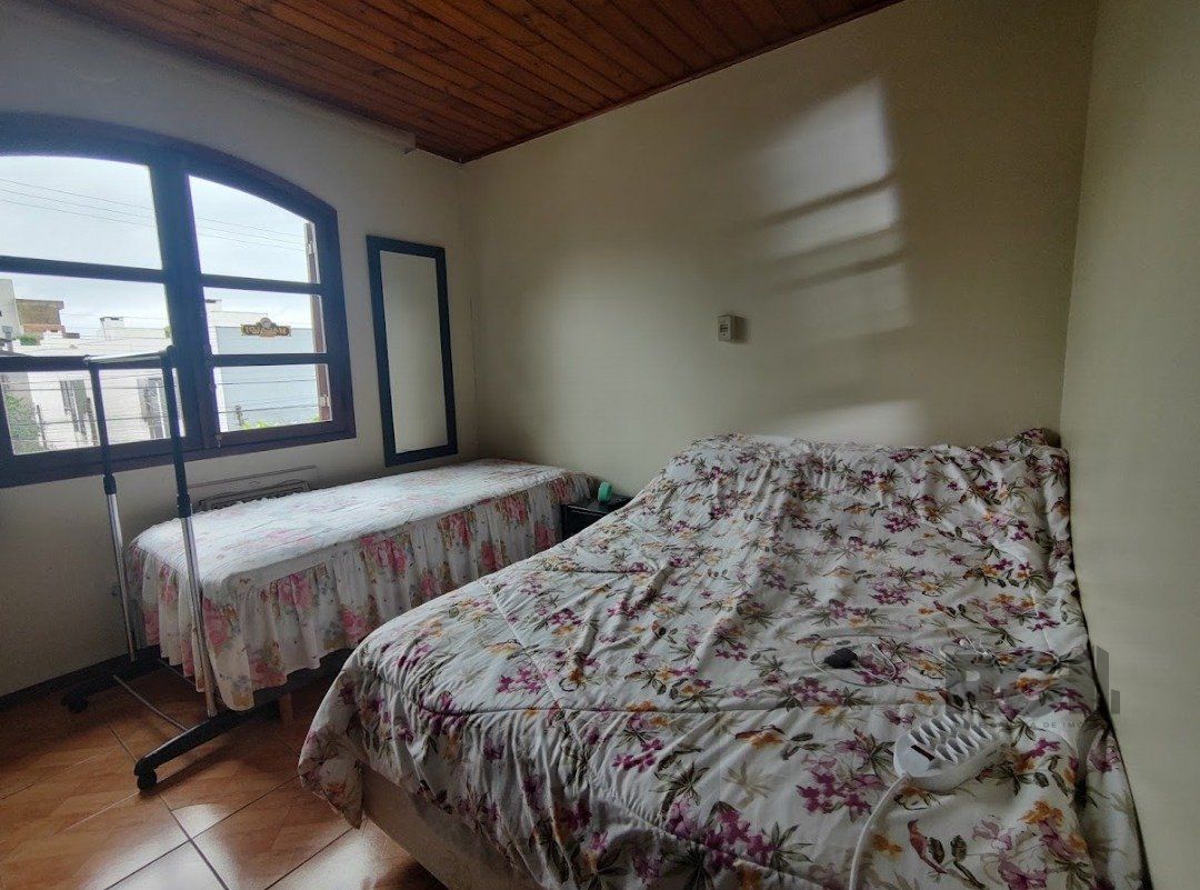 Casa para venda com 3 dormitórios no bairro Tristeza — foto 18