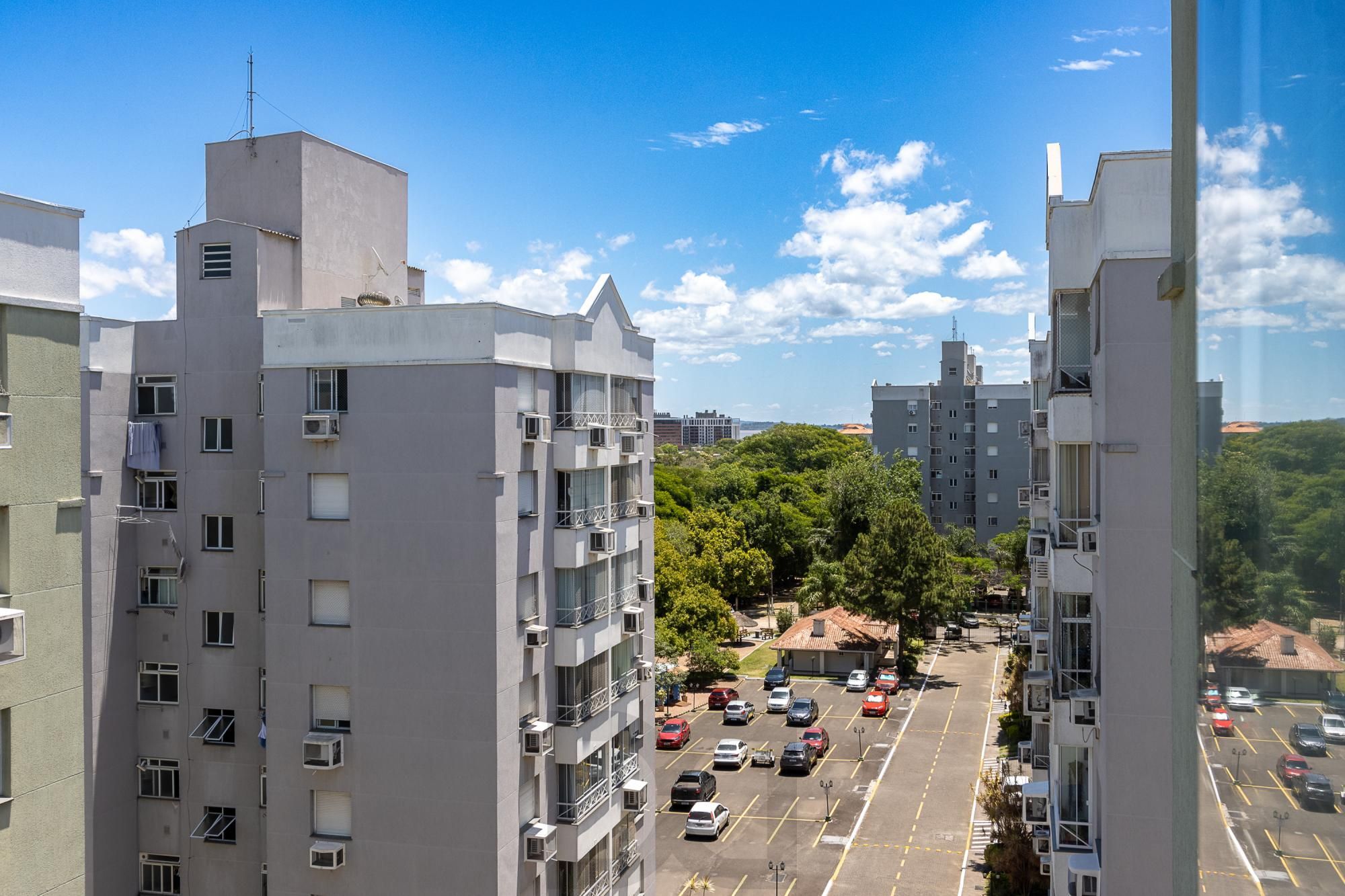 Apartamento 3 quartos, 1 vaga coberta, escriturada, condomínio com infra - Bairro Cristal — foto 6