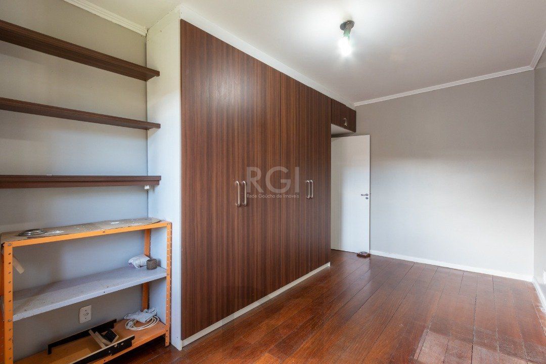 Casa para Venda - 202m², 3 dormitórios, sendo 1 suites, 2 vagas - Cristal — foto 28