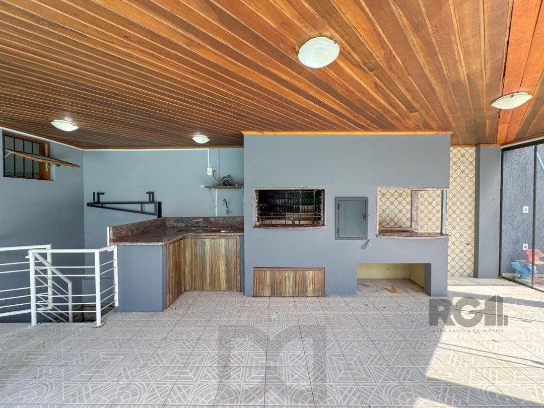 Com 4 suítes espaçosas, incluindo uma master com closet, — foto 36