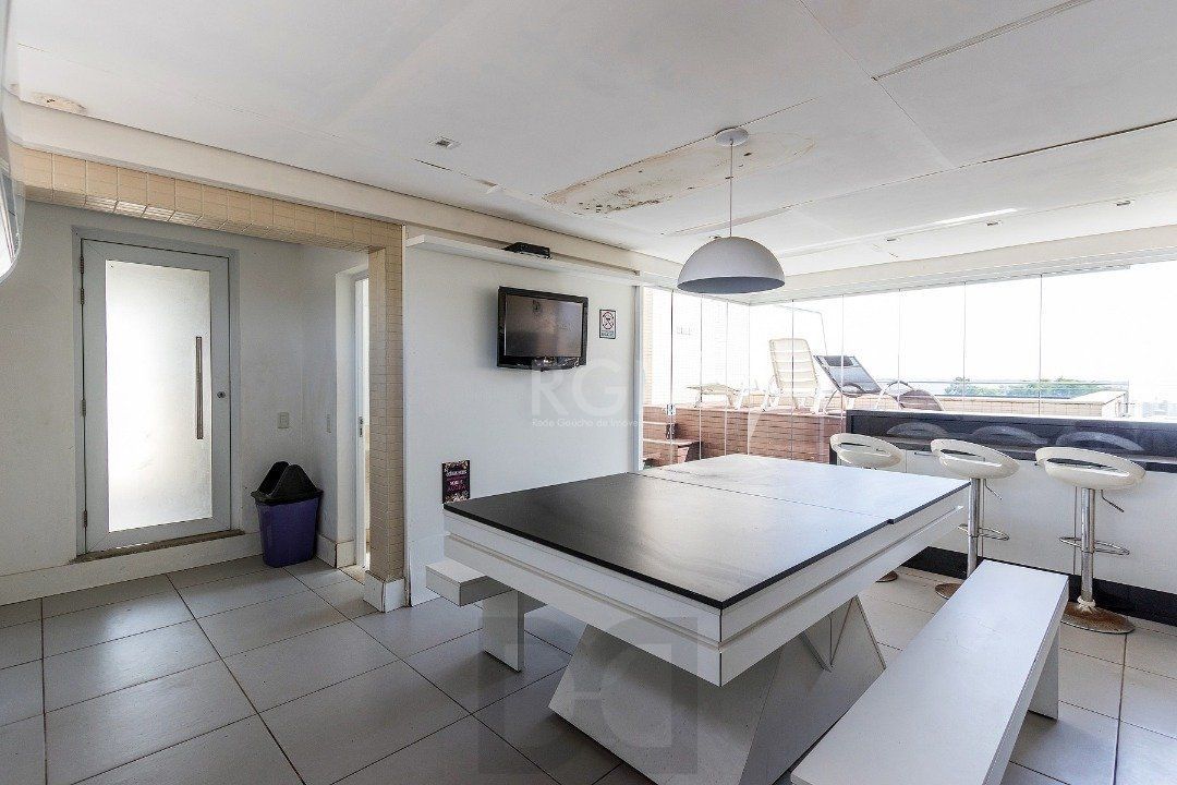 Cobertura para Venda - 319.17m², 3 dormitórios, sendo 3 suites, 4 vagas - Cristal — foto 32