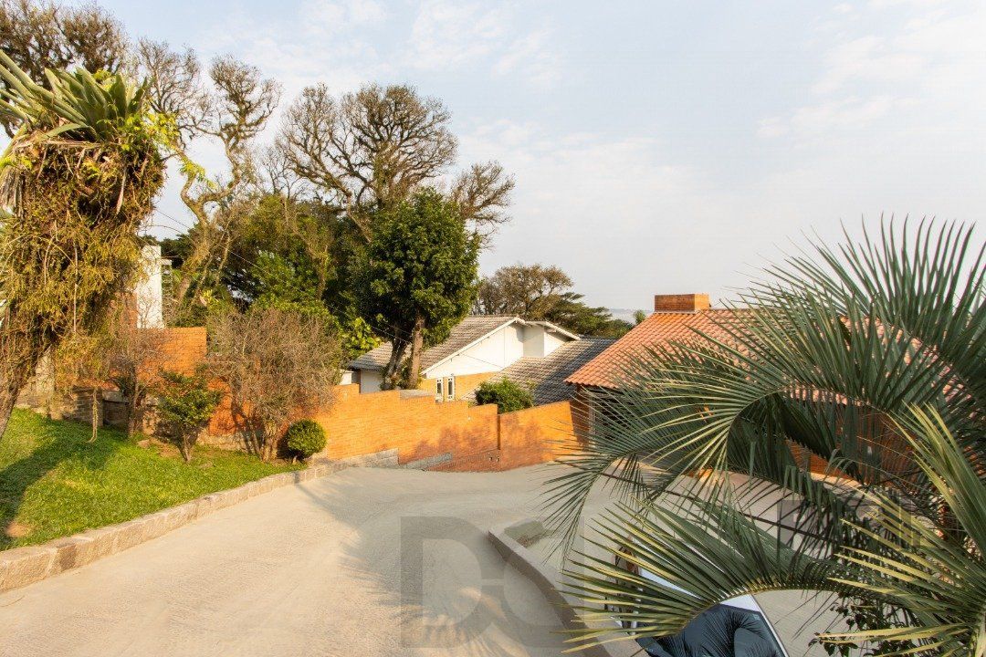 Casa para Venda - 220m², 3 dormitórios, sendo 2 suites, 5 vagas - Espirito Santo — foto 7