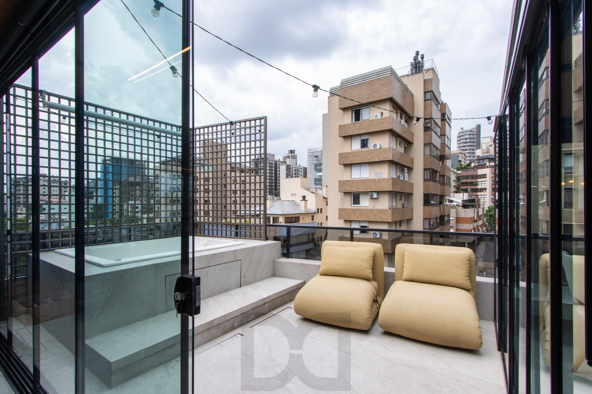 Cobertura, com 113m² privativos, 1 suíte — foto 8