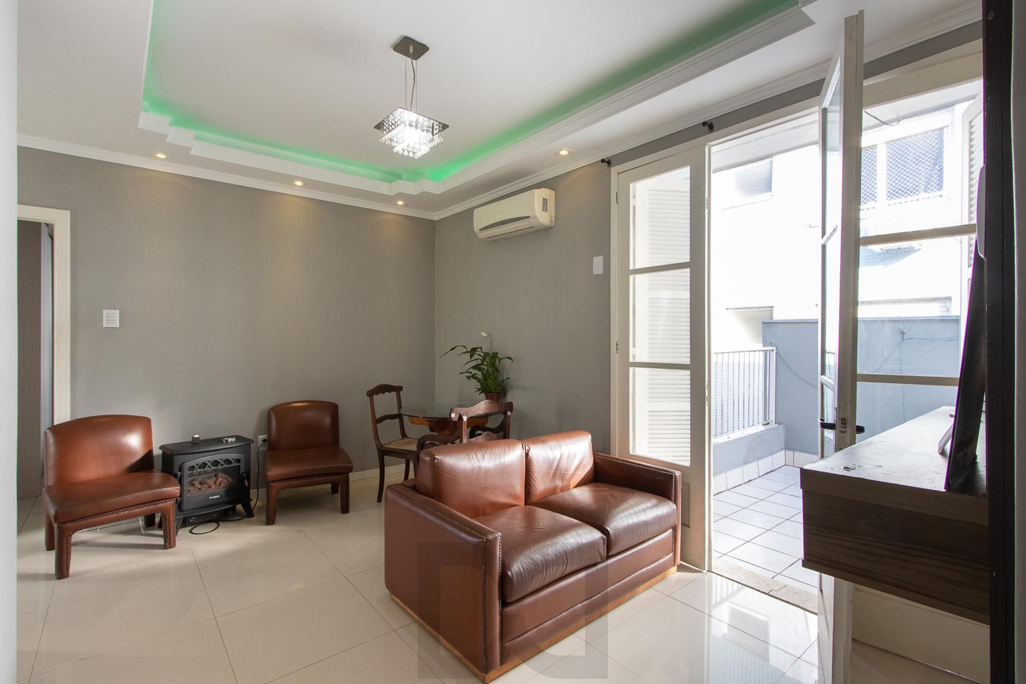 Apartamento 2 Dormitórios no Menino Deus — foto 4