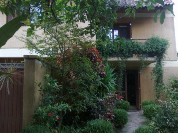 Casa para Venda - 350m², 3 dormitórios, sendo 1 suites, 6 vagas - Tristeza — foto 4