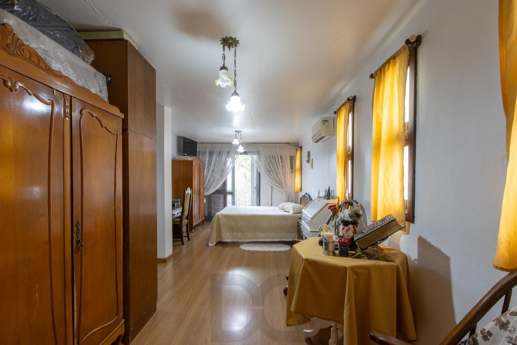 Casa para Venda - 485m², 4 dormitórios, sendo 1 suites, 3 vagas - Cristal — foto 54