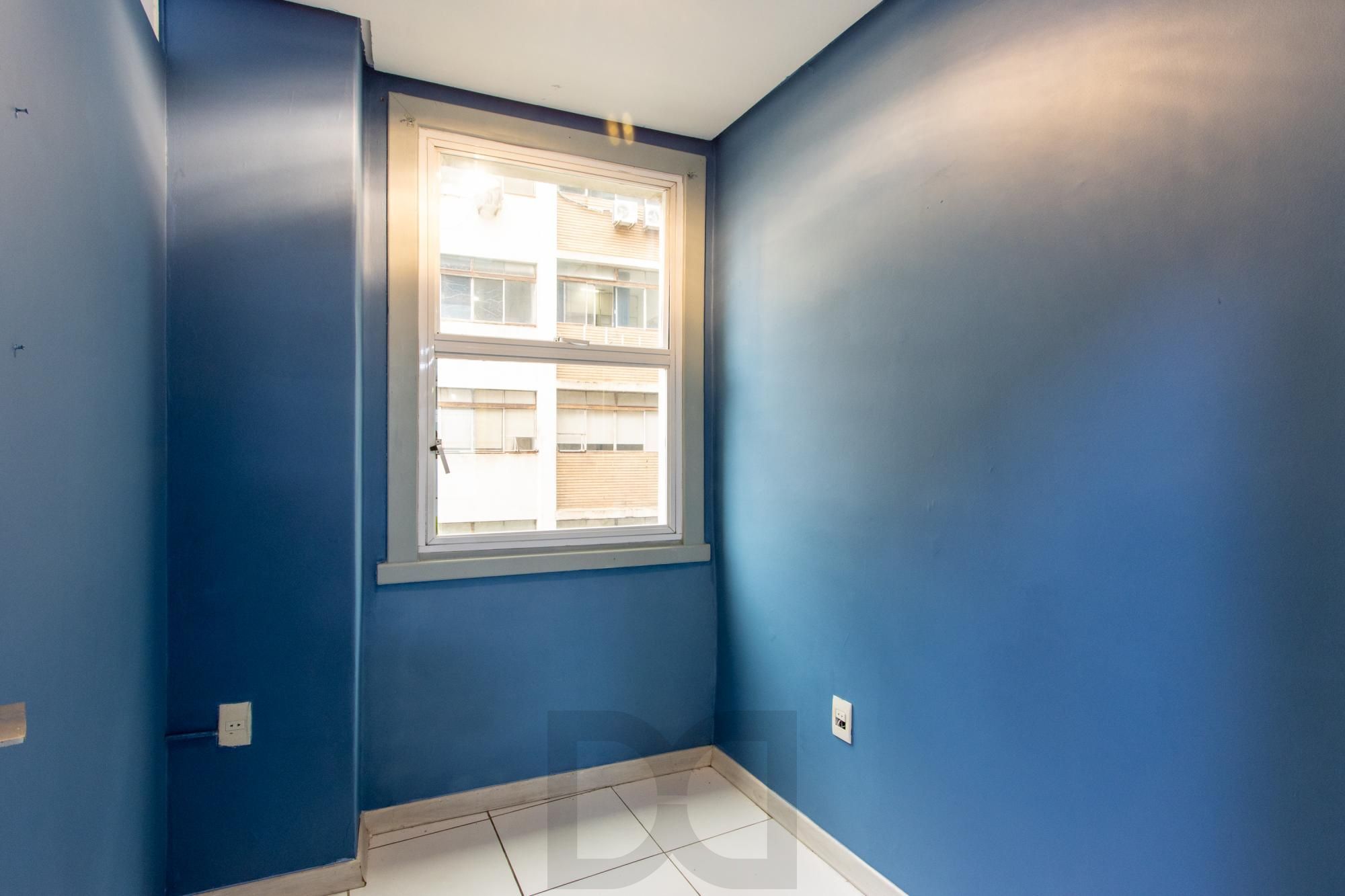 SALA NO CENTRO DE PORTO ALEGRE — foto 11