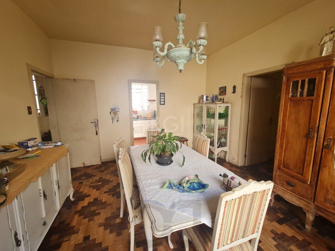 Casa para Venda - 234m², 4 dormitórios, sendo 1 suites, Vila Assunção — foto 11