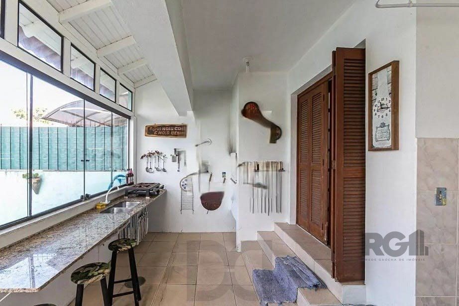 Casa com 161m² e 3 dormitórios com suíte, piscina no bairro Espírito Santo em PORTO ALEGRE — foto 14
