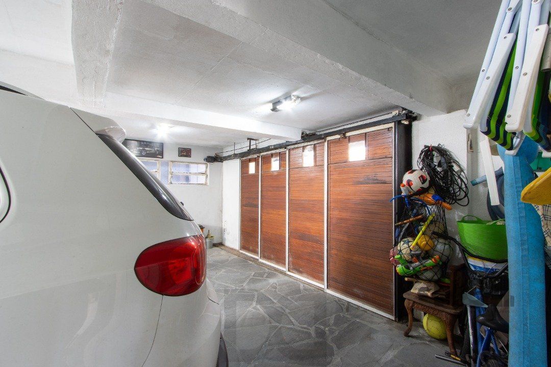 Casa a venda no bairro Guarujá com 4 dormitórios, piscina e salão de festas — foto 36