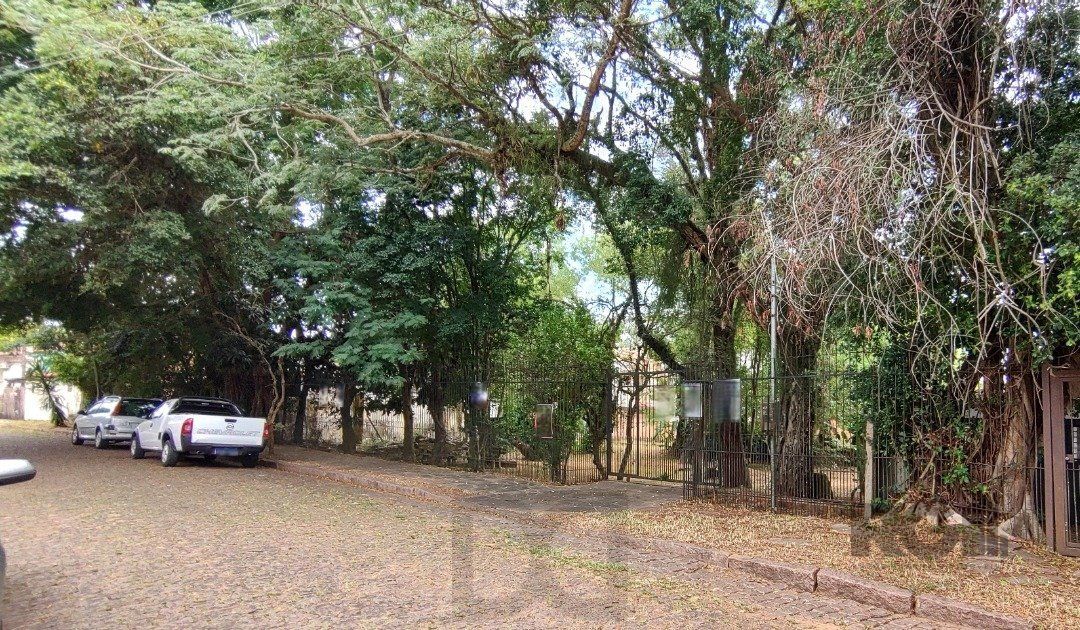 Terreno plano com 24,90m de frente, localizado no bairro Serraria. — foto 2