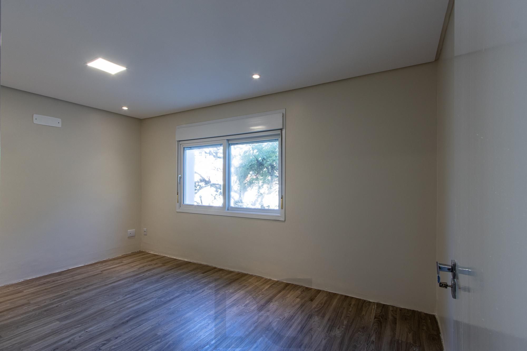 Casa de esquina à venda na Av. Copacabana | 3 dormitórios | 3 vagas | — foto 37