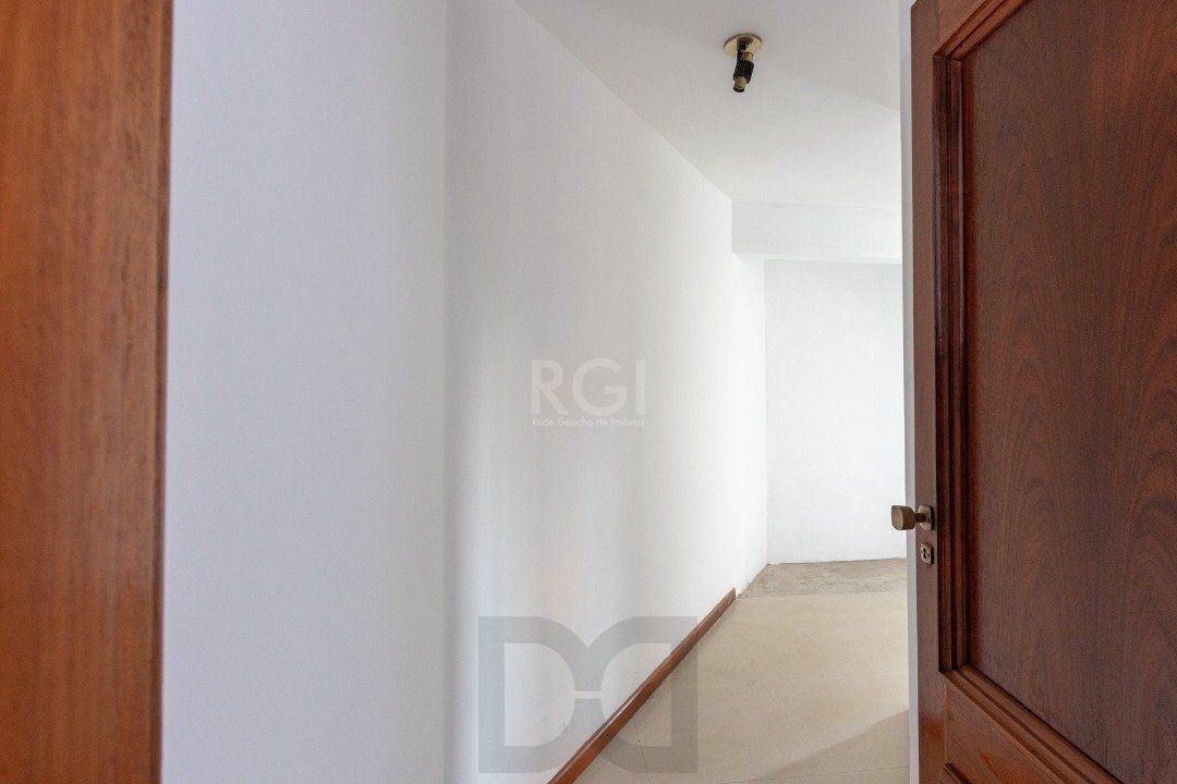 Casa para Venda - 558.14m², 4 dormitórios, sendo 4 suites, 6 vagas - Jardim Isabel — foto 31