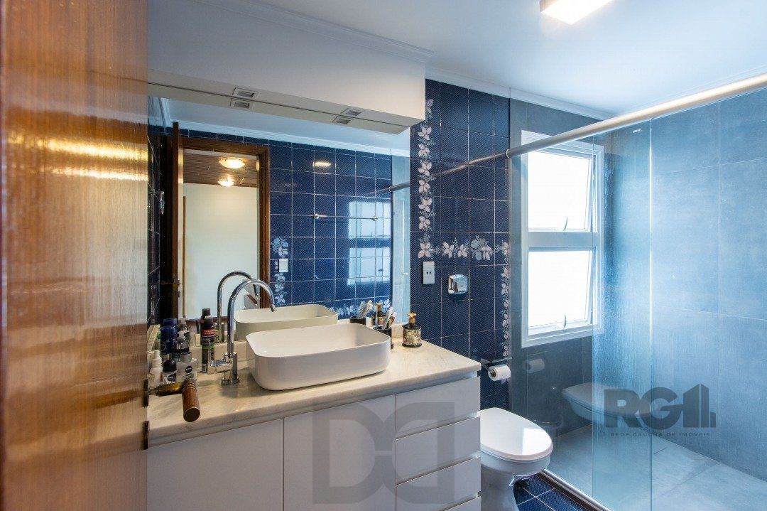 Sobrado com vista para Rio, 3 quartos, 2 suites, pátio, piscina, vaga para 4 carros - Bairro Vila Assunção — foto 51