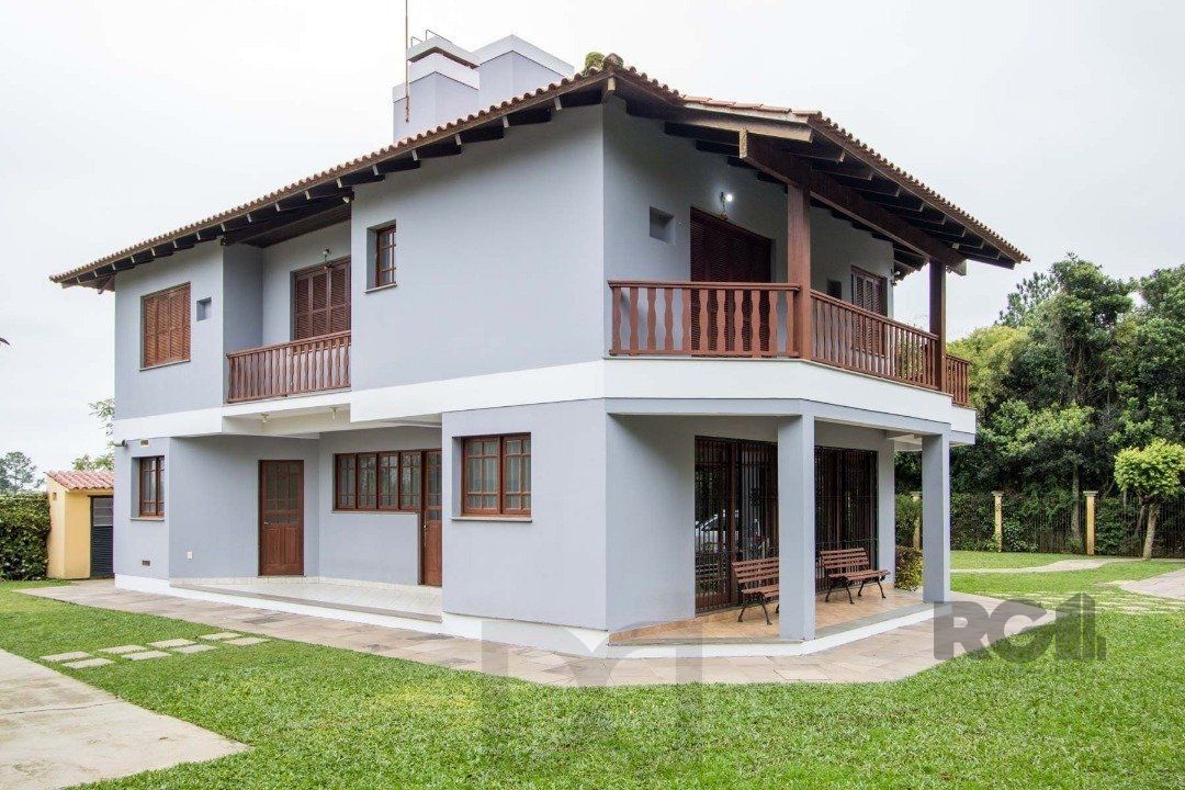 Sobrado com 6 suites, lareira, lavabo, pátio - Bairro Belém Velho — foto 3