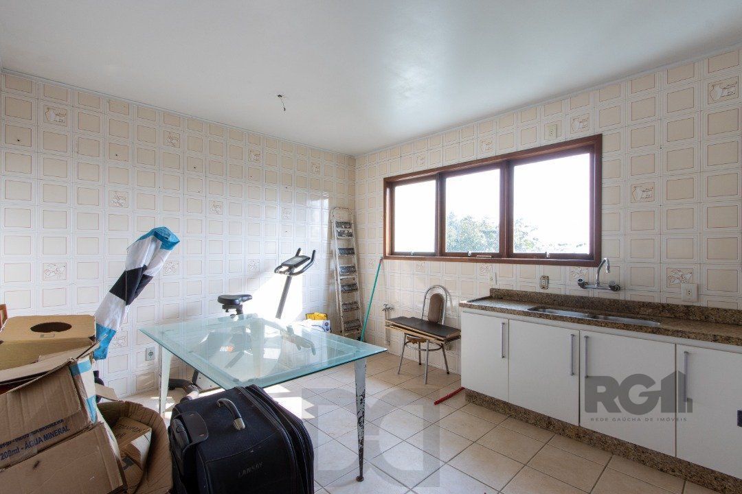 Casa para Venda - 361.95m², 4 dormitórios, sendo 2 suites, 3 vagas - Nonoai — foto 17
