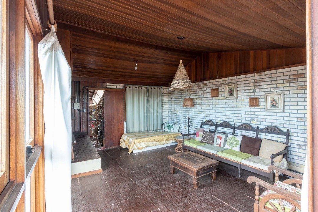 Casa para Venda com 3 dormitórios, sendo 1 suites e 4 vagas no bairro Ipanema — foto 43