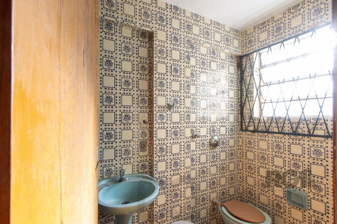 Prédio com 1063m², distribuídos em quatro pavimentos — foto 33