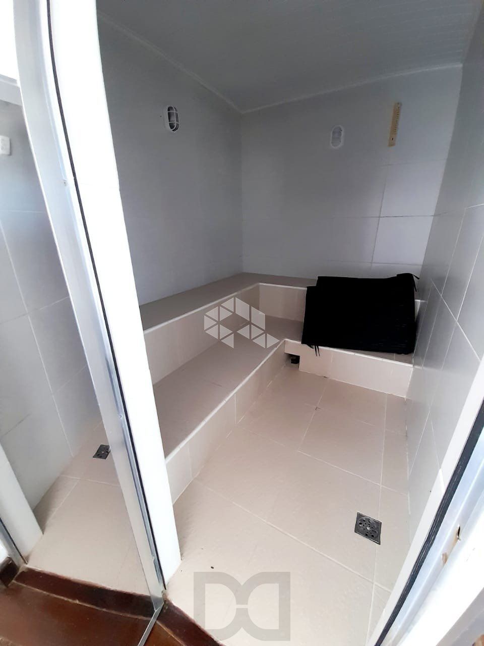 Loft a venda 1 dormitório mobiliado com 1 vaga de garagem / Lima e Silva — foto 25