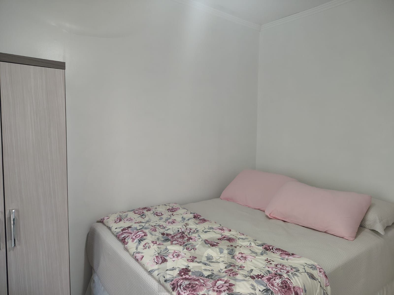 Apartamento de 2 quartos, living para 2 ambientes, banheiro social e 1 vaga escriturada. — foto 8