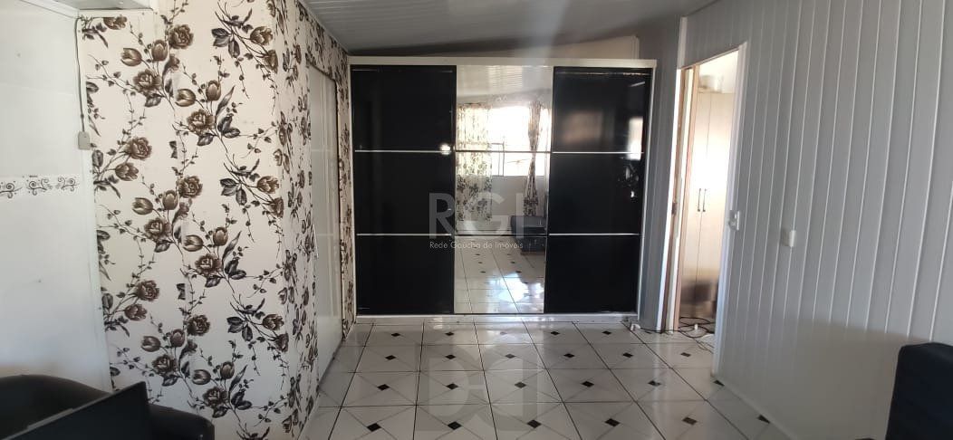 Casa para Venda com 2 dormitórios e 2 vagas no bairro Hípica — foto 17