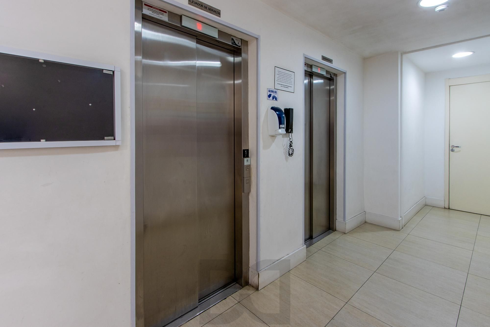 Apartamento semimobiliado de 3 quartos na Cavalhada — foto 22