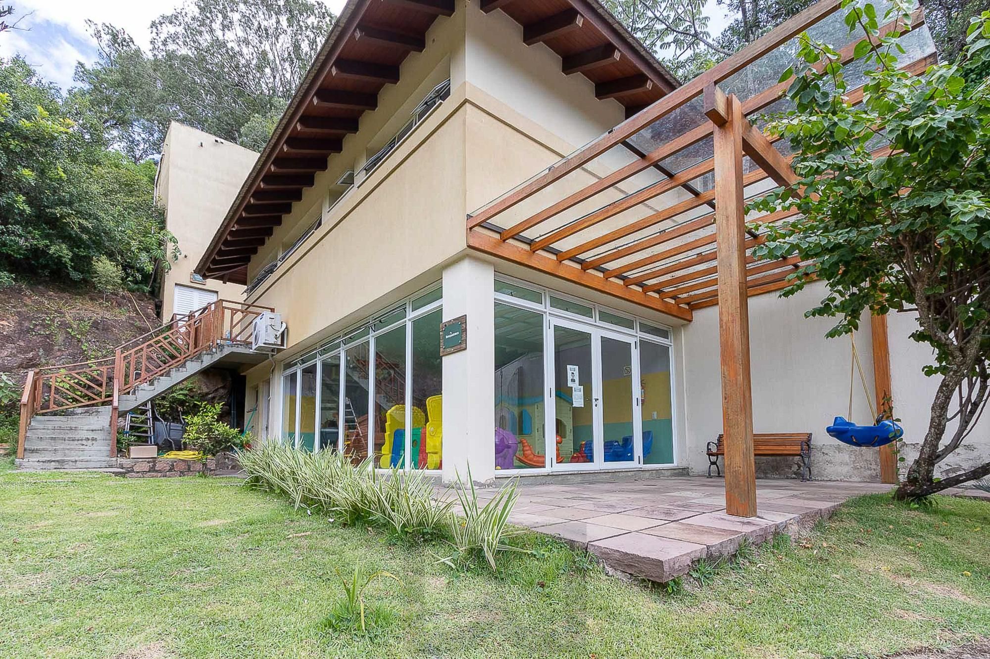 Casa condomínio | 3 dormitórios | 1 Suíte | 240,82 Privativos | 2 Vagas | Bairro Teresópolis — foto 61