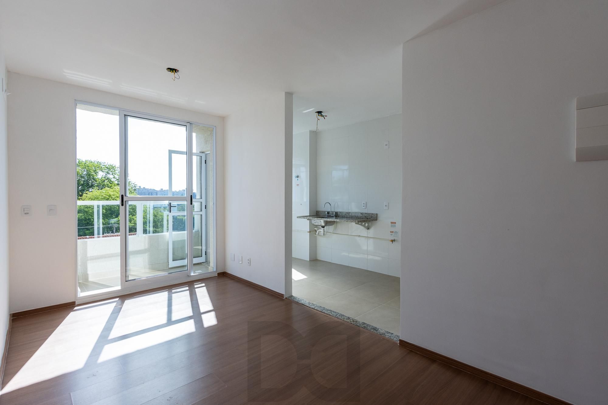 Apartamento no 5 andar de frente com 2 dormitórios — foto 1