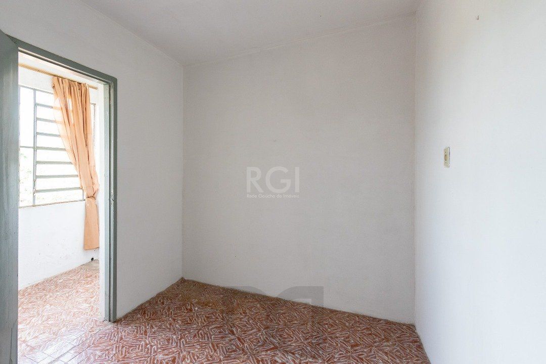 Casa para Venda - 220m², 3 dormitórios, sendo 2 suites, 2 vagas - Coronel Aparício Borges — foto 27