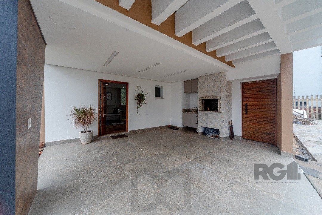 Casa em condominio com excelente padrão construtivo, possui 3 dormitórios, sendo 1 suíte máster com closet e sacada — foto 16