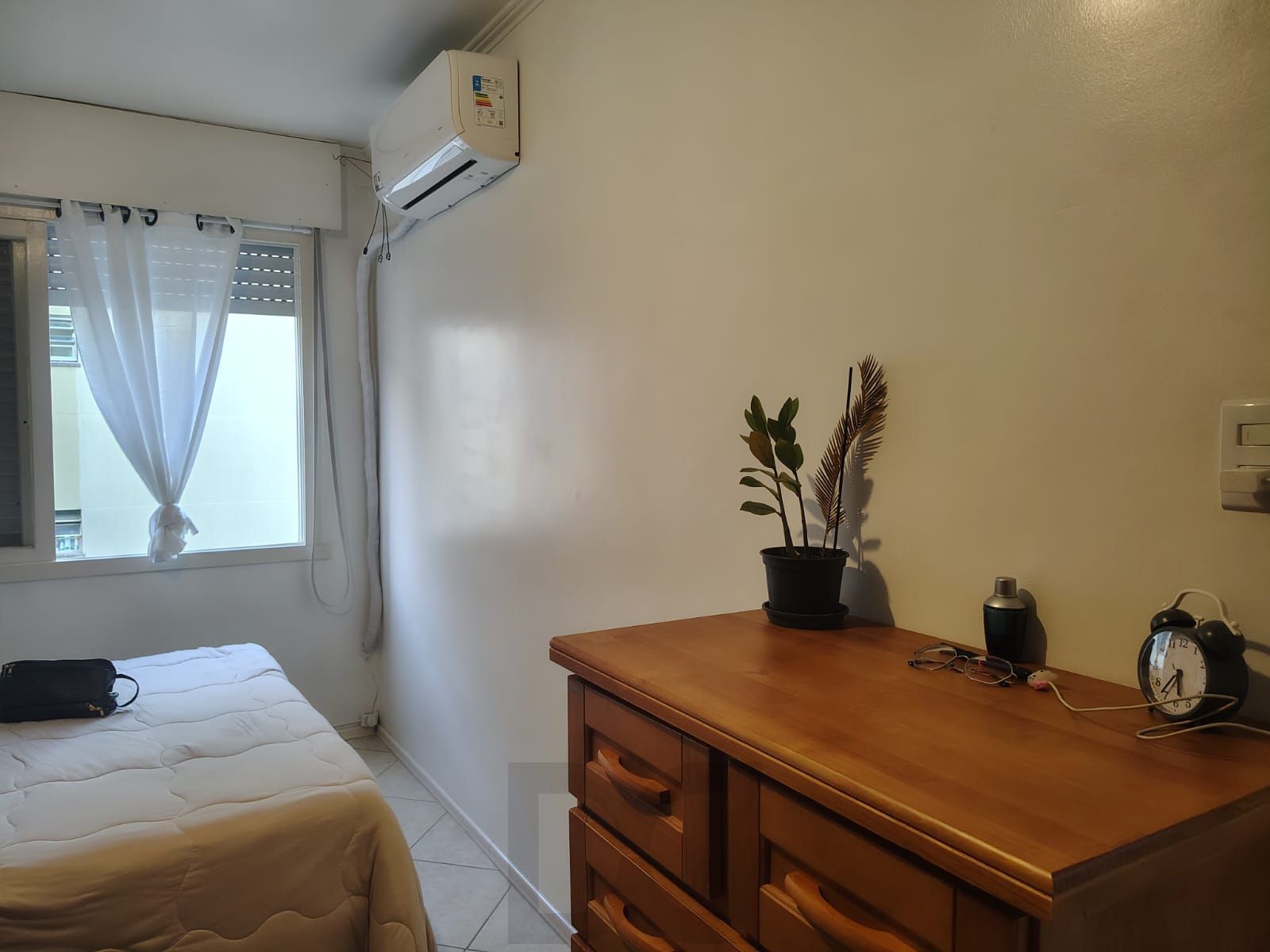 Apartamento de 2 quartos, living para 2 ambientes, banheiro social e 1 vaga escriturada. — foto 11