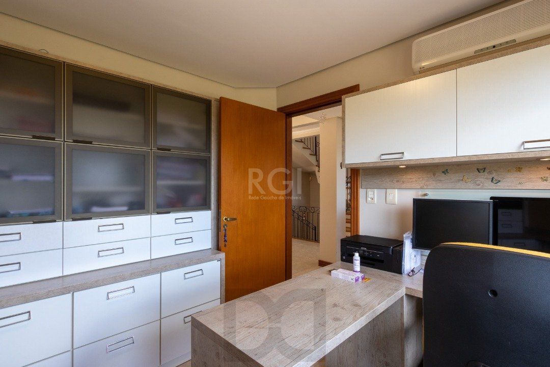 Casa para Venda - 358.78m², 3 dormitórios, sendo 1 suites, 3 vagas - Jardim Isabel — foto 7